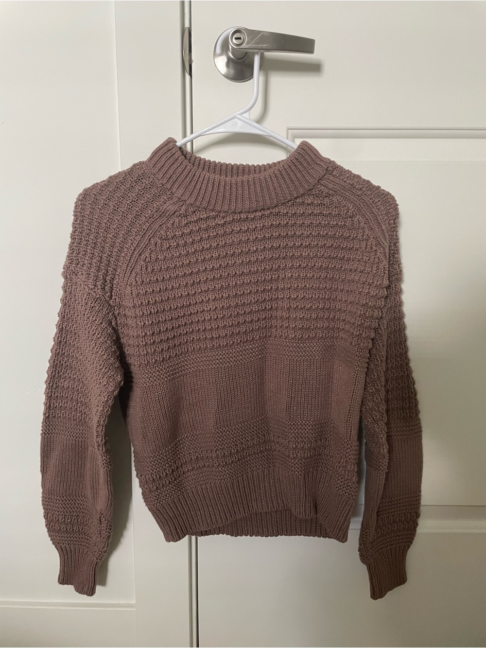 Universal Thread Dusty Mauve Chunky Crew-Neck Sweater